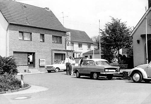 Roterplatz mit alter Str